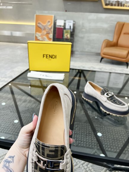 Fendi - Мужские туфли лоферы RU_0705FE3