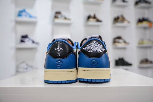 Nike Air Jordan 1 Low x Travis Scott x Fragment  - Женские кроссовки PH_2206NI1W