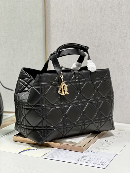 Dior - Женская сумка тоут LG_1602DI1 Dior - Женская сумка тоут LG_1602DI1