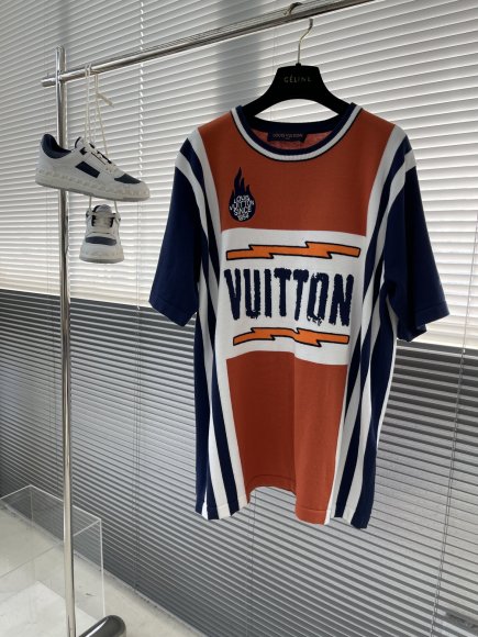 Louis Vuitton - Мужская трикотажная футболка майка TJ_1903LV6 Louis Vuitton - Мужская трикотажная футболка майка TJ_1903LV6