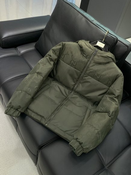 Gucci - Мужская куртка пуховик TI_0111GU9 Gucci - Мужская куртка пуховик TI_0111GU9