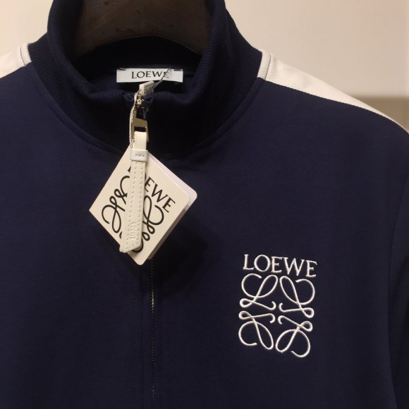 Loewe - Мужской спортивный костюм KN_3110LO3 Loewe - Мужской спортивный костюм KN_3110LO3