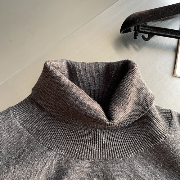 Louis Vuitton - Мужская кофта свитер TJ_2012LV13 Louis Vuitton - Мужская кофта свитер TJ_2012LV13