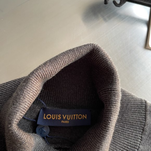 Louis Vuitton - Мужская кофта свитер TJ_2012LV13 Louis Vuitton - Мужская кофта свитер TJ_2012LV13