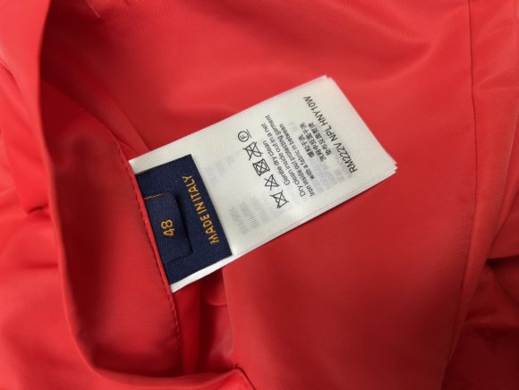 Louis Vuitton - Мужская двухсторонняя куртка ветровка DZ_0503LV2 Louis Vuitton - Мужская двухсторонняя куртка ветровка DZ_0503LV2