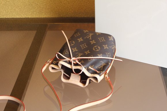 Louis Vuitton Petit Noe Женская сумка - кисет LV_1202LV3 Louis Vuitton Petit Noe Женская сумка - кисет LV_1202LV3