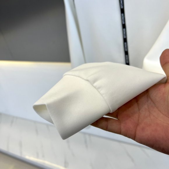 Moncler - Мужская кофта толстовка DZ_0501MO10 Moncler - Мужская кофта толстовка DZ_0501MO10