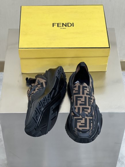Fendi - Мужские кроссовки BL_2504FE5