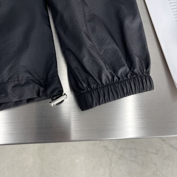 Prada - Мужская летняя ветровка куртка DZ_2706PR4 Prada - Мужская летняя ветровка куртка DZ_2706PR4