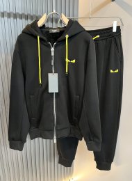 Fendi - Мужской утепленный спортивный костюм DF_0411FE1 Fendi - Мужской утепленный спортивный костюм DF_0411FE1