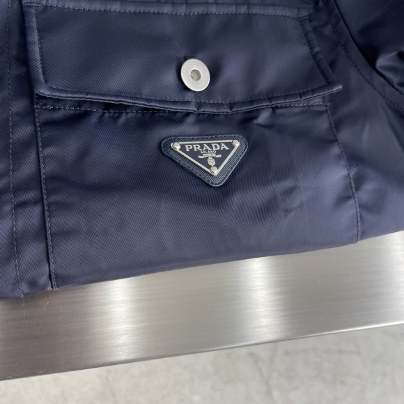 Prada - Мужская куртка ветровка AH_2405PR1 Prada - Мужская куртка ветровка AH_2405PR1