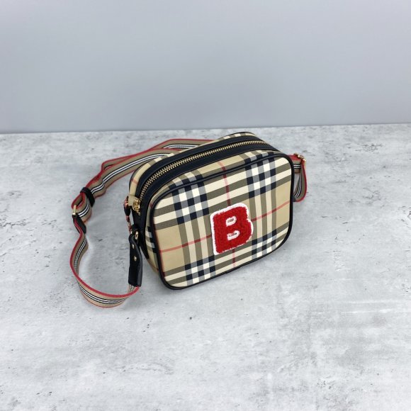 Burberry Сумка мессенджер BU_1602BU3