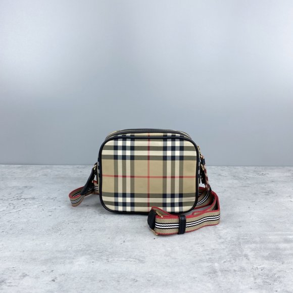 Burberry Сумка мессенджер BU_1602BU3