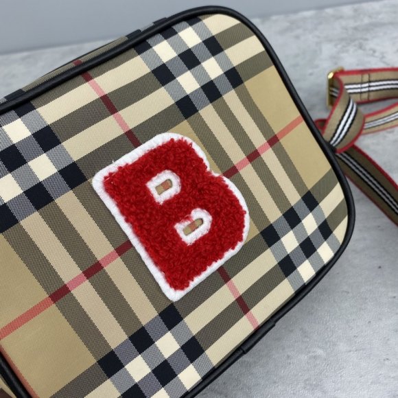 Burberry Сумка мессенджер BU_1602BU3