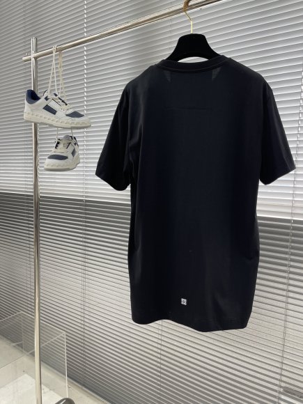 Givenchy Flames - Мужская футболка майка TJ_1903GI9 Givenchy Flames - Мужская футболка майка TJ_1903GI9