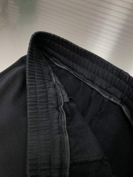 Burberry - Мужской спортивный костюм DZ_2209BU5 Burberry - Мужской спортивный костюм DZ_2209BU5