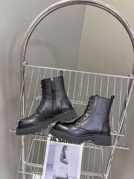 Gucci - Женские ботинки берцы ST3_0410GU1