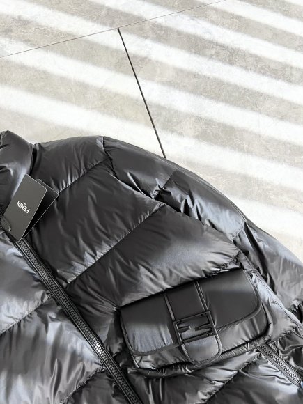 Fendi - Мужская куртка пуховик DF_0411FE2 Fendi - Мужская куртка пуховик DF_0411FE2