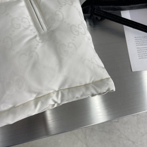 Gucci - Мужская куртка пуховик TJ_2911GU9 Gucci - Мужская куртка пуховик TJ_2911GU9