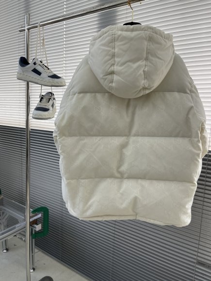 Gucci - Мужская куртка пуховик TJ_2911GU9 Gucci - Мужская куртка пуховик TJ_2911GU9