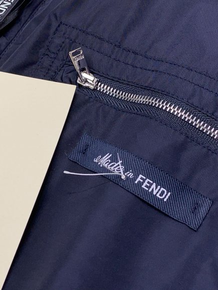 Fendi - Мужская куртка ветровка TI_1002FE4 Fendi - Мужская куртка ветровка TI_1002FE4