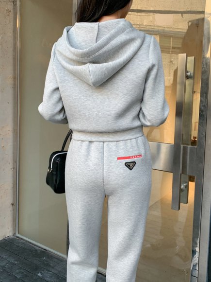 Prada - Женский спортивный костюм 3D_0712PR2 Prada - Женский спортивный костюм 3D_0712PR2