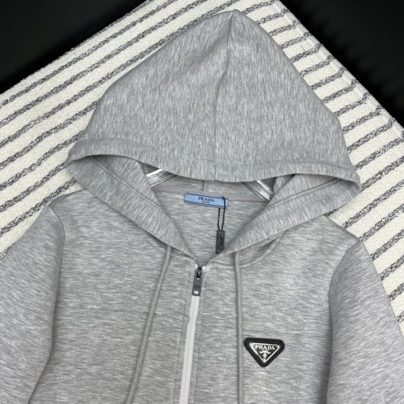 Prada - Женский спортивный костюм 3D_0712PR2 Prada - Женский спортивный костюм 3D_0712PR2