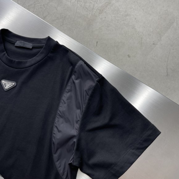 Prada - Мужской костюм футболка шорты DZ_2706PR6 Prada - Мужской костюм футболка шорты DZ_2706PR6