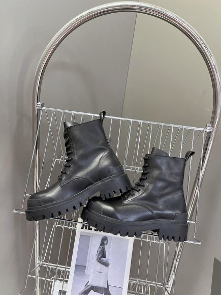 Balenciaga - Мужские ботинки берцы ST3_0410BA2 Balenciaga - Мужские ботинки берцы ST3_0410BA2