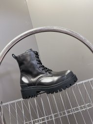 Balenciaga - Мужские ботинки берцы ST3_0410BA2