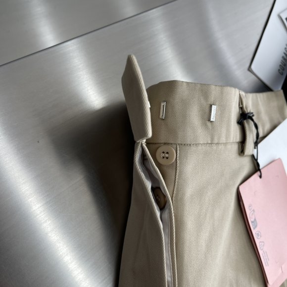 Miu Miu - Мужские шорты DZ_2706MI7 Miu Miu - Мужские шорты DZ_2706MI7