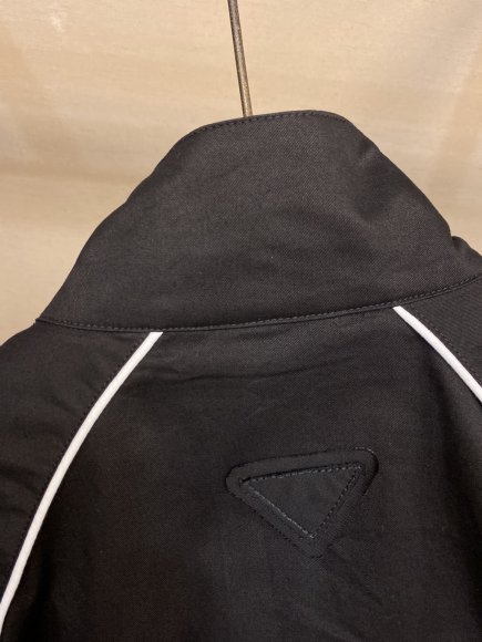 Prada - Мужская куртка ветровка DZ_0108PR1 Prada - Мужская куртка ветровка DZ_0108PR1