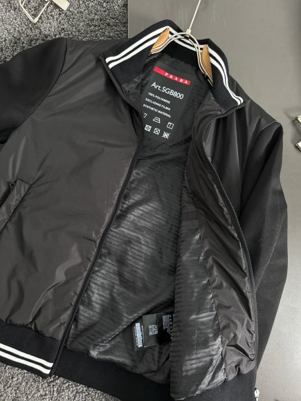 Prada - Мужская куртка ветровка DZ_2808PR6