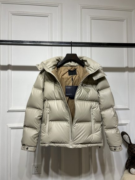 Prada - Мужская куртка пуховик KN_1811PR1 Prada - Мужская куртка пуховик KN_1811PR1