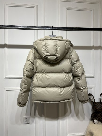 Prada - Мужская куртка пуховик KN_1811PR1 Prada - Мужская куртка пуховик KN_1811PR1