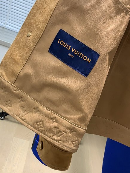 Louis Vuitton 2022 Мужская кожаная куртка TI_0908LV7 Louis Vuitton 2022 Мужская кожаная куртка TI_0908LV7