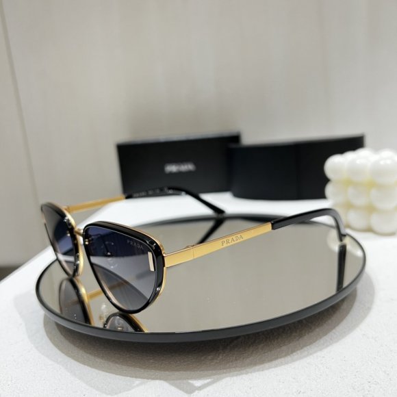 Prada Солнцезащитные очки GL_0502PR1 Prada Солнцезащитные очки GL_0502PR1