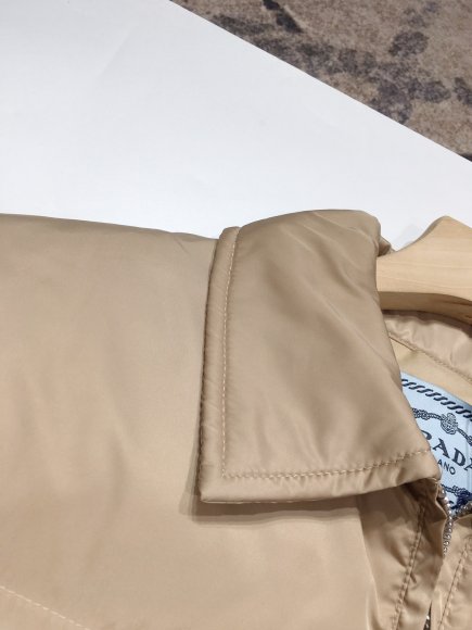 Prada - Женская куртка пуховик YE_2309PR3