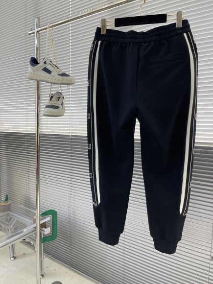 Givenchy - Мужские спортивные штаны TJ_0212GI2