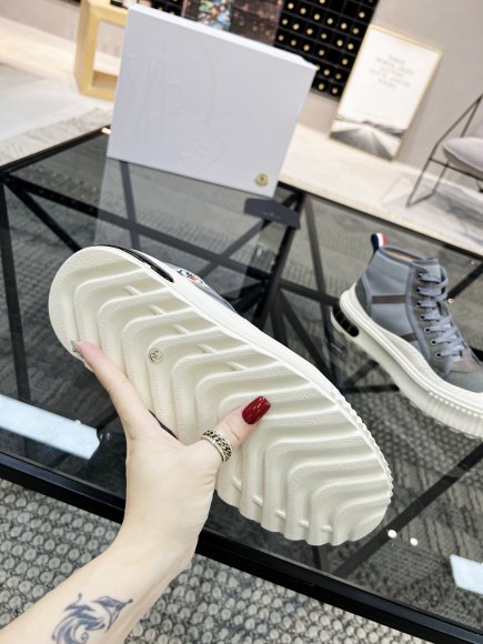 Moncler - Мужские зимние кроссовки ботинки RR_3110MO1