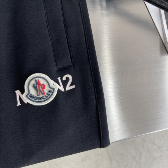 Moncler - Мужские спортивные штаны DZ_2706MO9