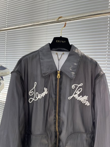 Louis Vuitton - Мужская куртка ветровка TJ_1508LV1