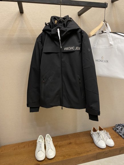 Moncler Grenoble - Мужская куртка пуховик DZ_1710MO10 Moncler Grenoble - Мужская куртка пуховик DZ_1710MO10