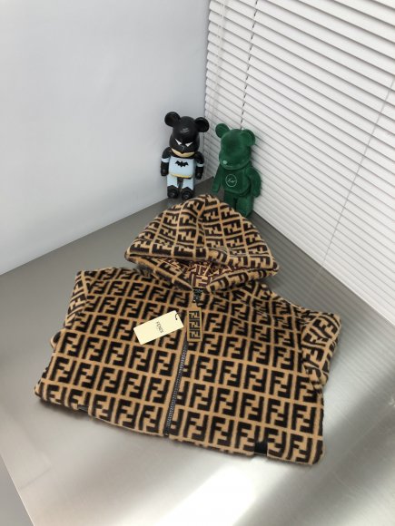 Fendi - Мужская кофта куртка DZ_2012FE2 Fendi - Мужская кофта куртка DZ_2012FE2