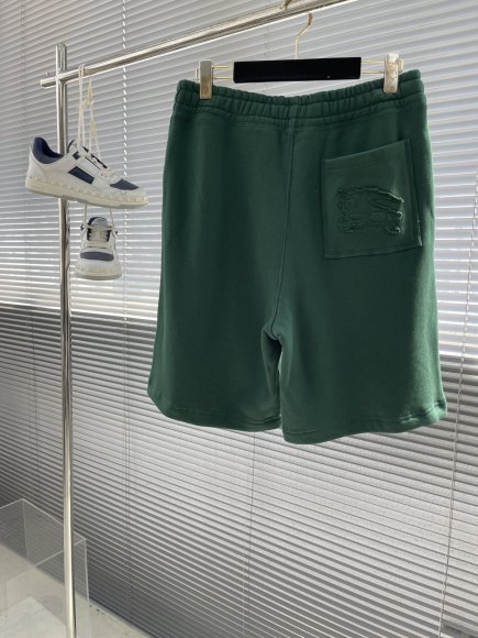 Burberry - Мужские шорты DZ_2706BU10 Burberry - Мужские шорты DZ_2706BU10