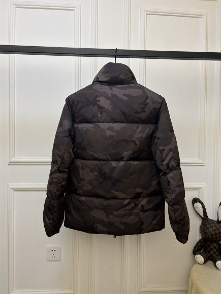 Prada - Мужская куртка пуховик KN_1811PR4 Prada - Мужская куртка пуховик KN_1811PR4