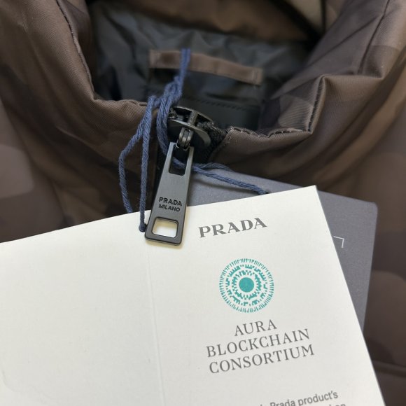 Prada - Мужская куртка пуховик KN_1811PR4 Prada - Мужская куртка пуховик KN_1811PR4