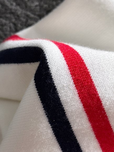 Moncler - Мужская кофта свитер CF_0610MO5 Moncler - Мужская кофта свитер CF_0610MO5