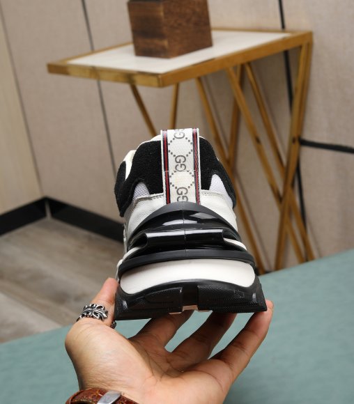 Gucci - Мужские кроссовки GTL_3110GU2