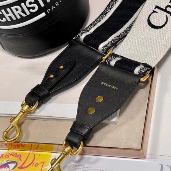 Dior Женская сумка DG_2303DI1